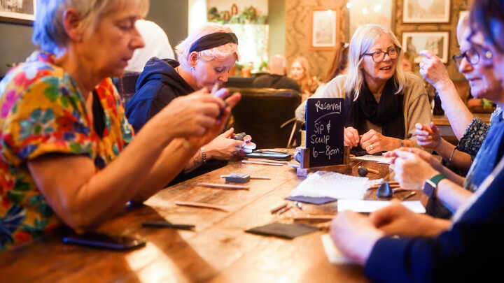 Sculpt &amp; Sip at the Turks Head, Exeter (17/12/2026 18:00 - 21:00)